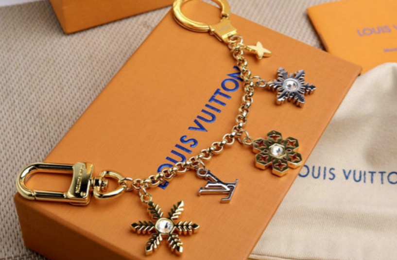 LV KEY CHAIN 689