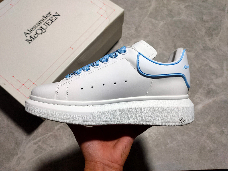 ALEXANDER MCQUEEN SOLE LEATHER SNEAKERS WHITE/WHITE/LIGHT BLUE]