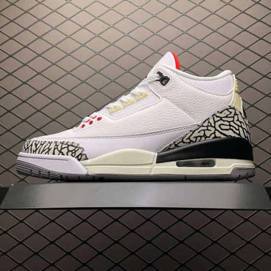 JORDANS Sneakers 185