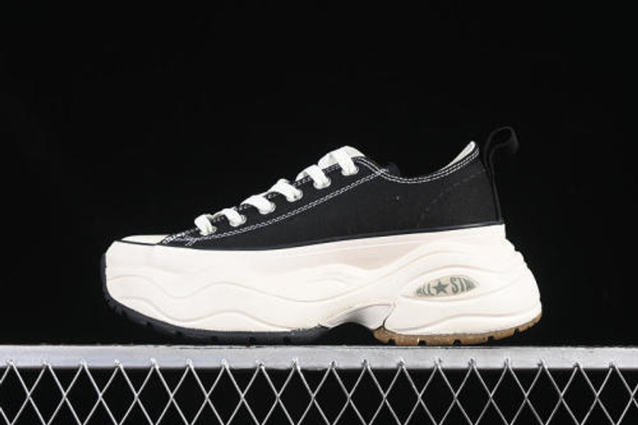 Converse Sneakers 106