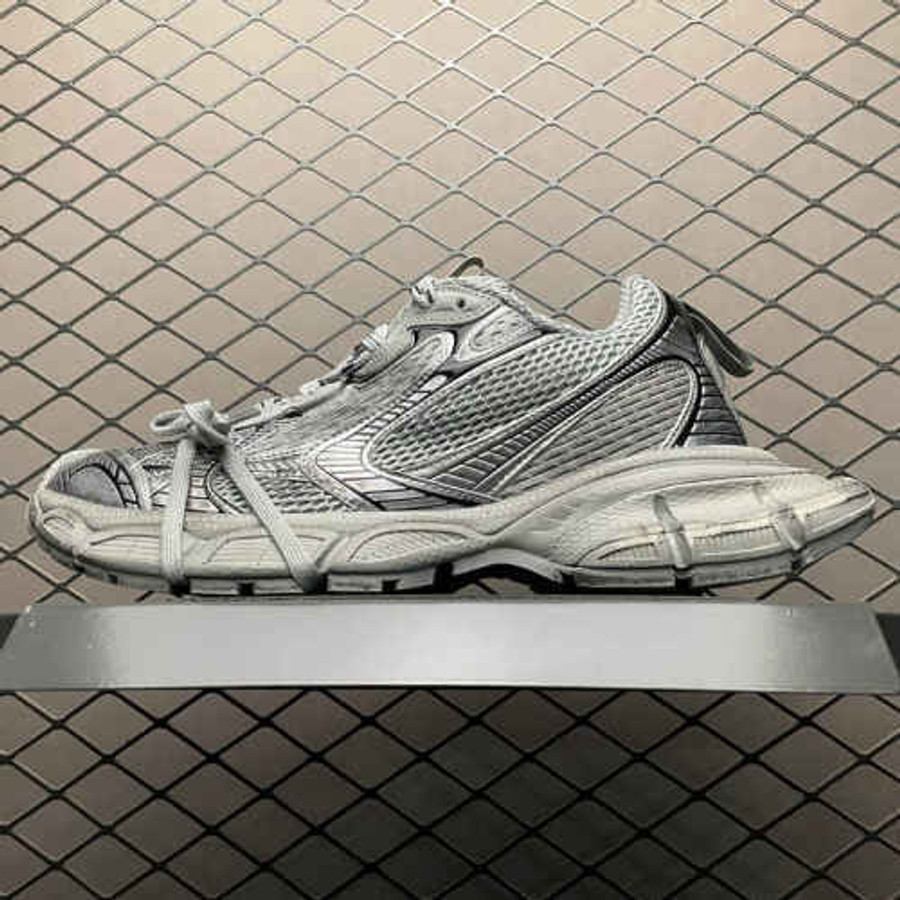 Balenciaga Sneakers 290