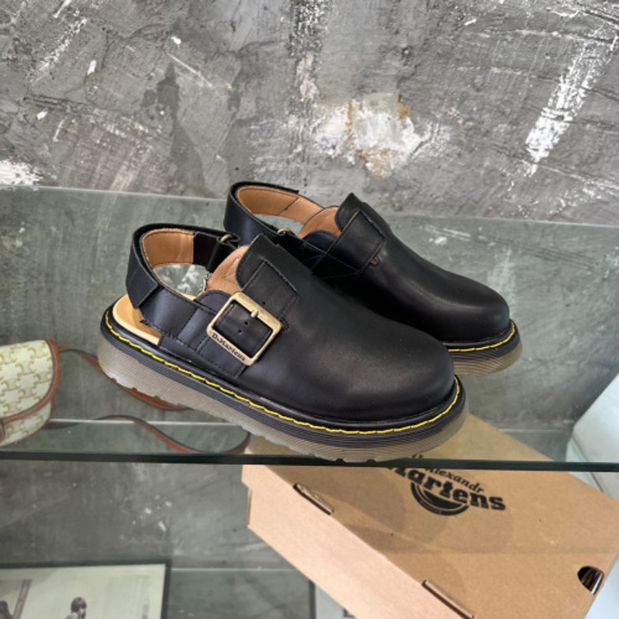 DR. MARTEN Sneakers 426