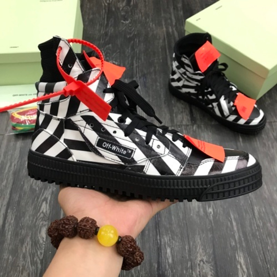 OFF WHITE Sneakers 593