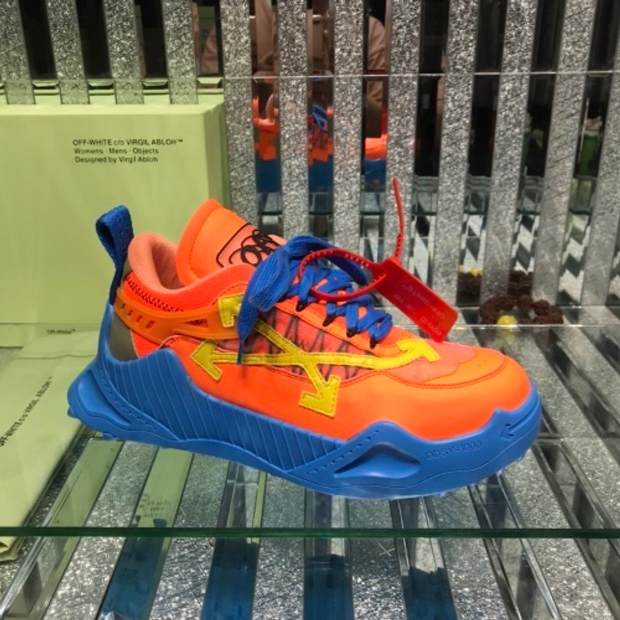 OFF WHITE Sneakers 893