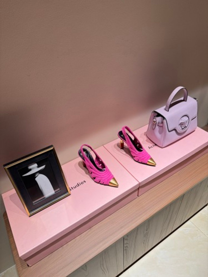 Balmain Sneakers 738