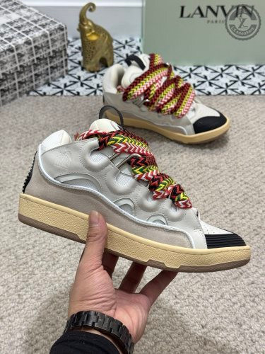 LANVIN Sneakers 320