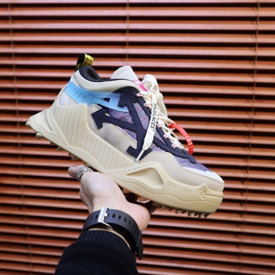 OFF WHITE Sneakers 851