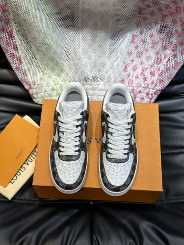 OFF WHITE Sneakers 846