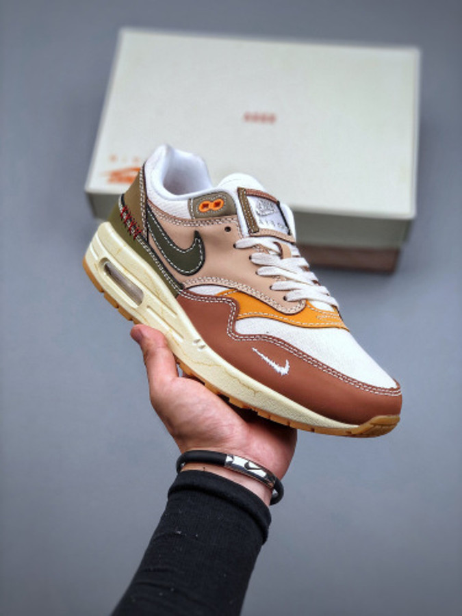 NIKE AIRMAX 394