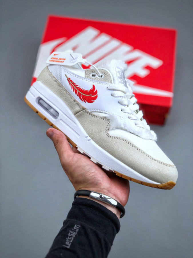 NIKE AIRMAX  339