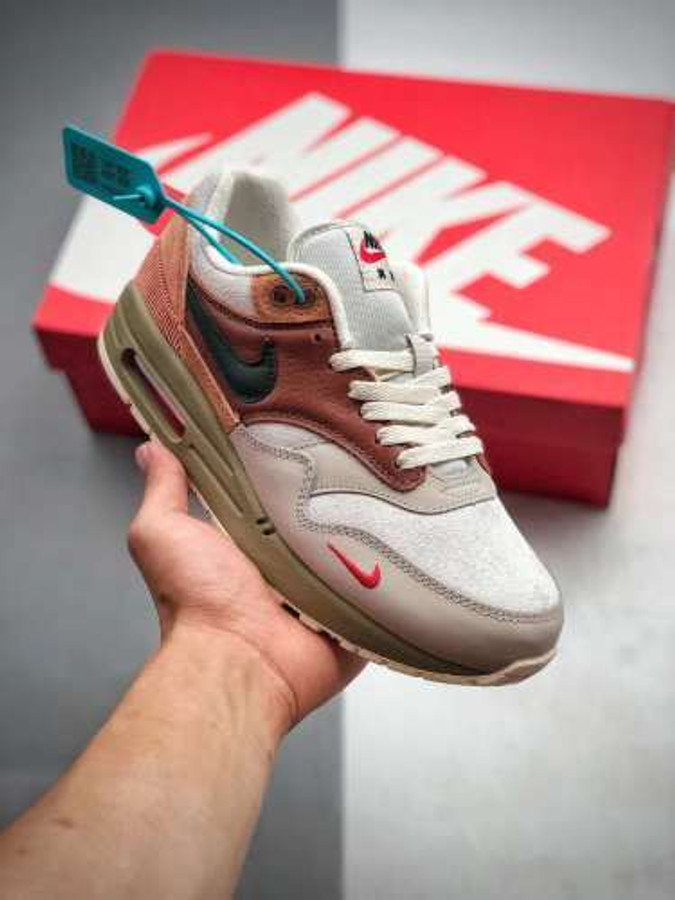 NIKE AIRMAX  361