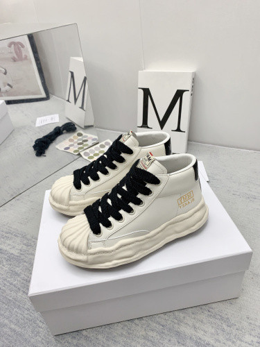 MIAHARA YASUHIRO Sneakers 548