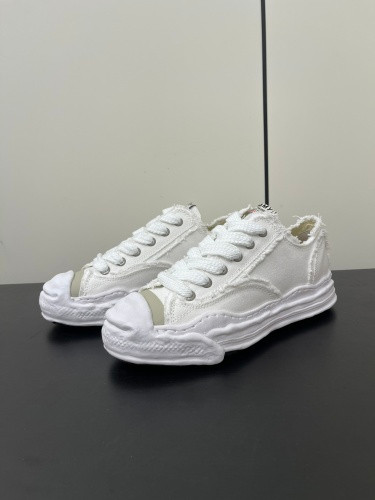 MIAHARA YASUHIRO Sneakers 586
