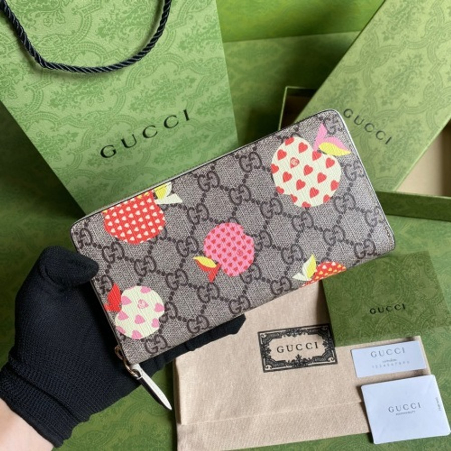 GUCCI GGC113 Gucci Wallet | 241