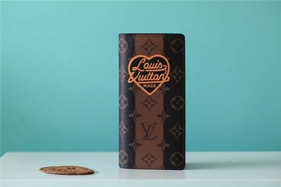 LV LVQ188 LV Wallet | 631
