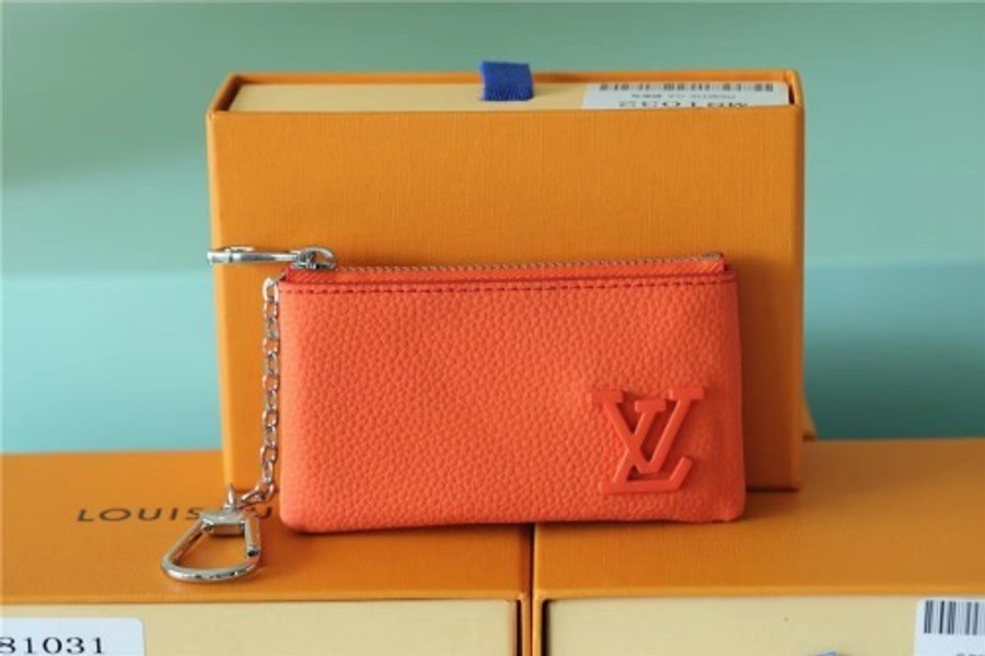 LV LVQ229 LV Wallet | 664
