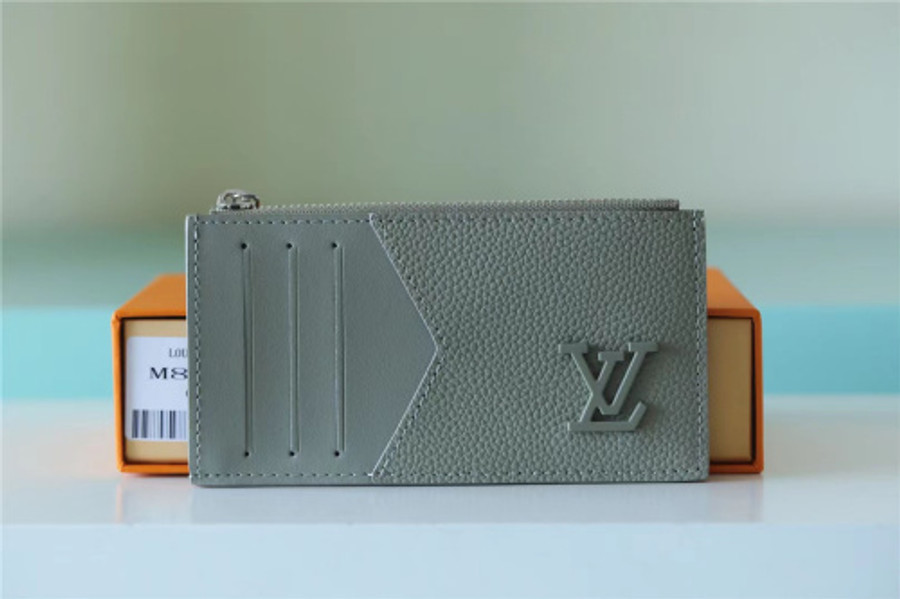 LV LVQ325 LV Wallet | 418
