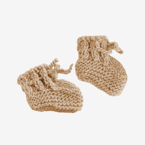 The Blueberry Hill Classic Baby Booties in Latte