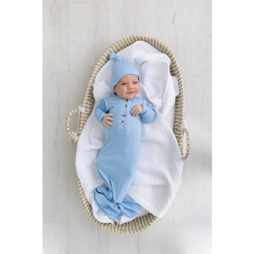 Stroller Society Knotted Baby Gown and Hat Set in Baby Blue