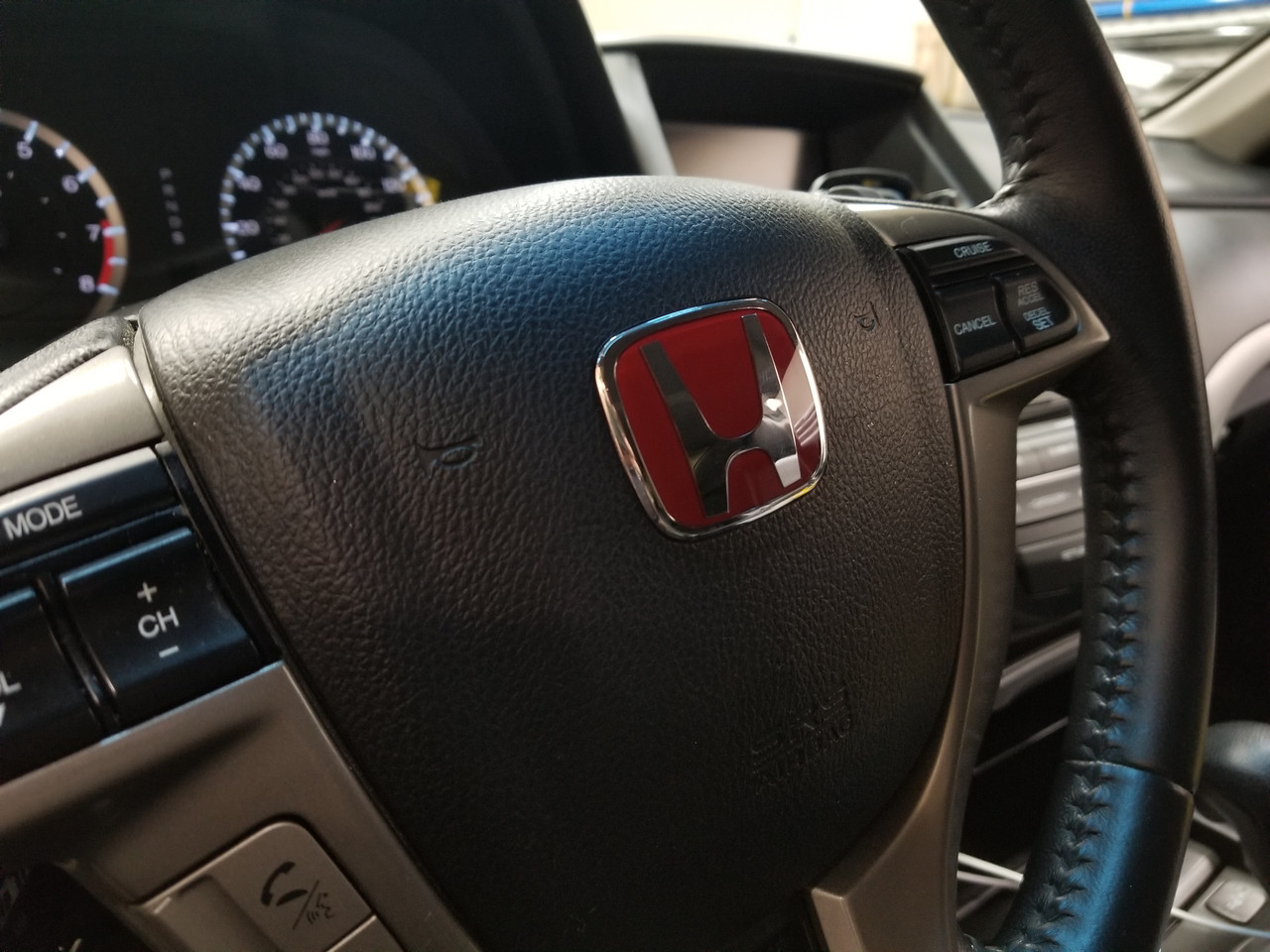 Honda Steering Wheel Badge Emblem H Red Chrome CRV CIVIC FIT HRV H-50R 1 Pcs 