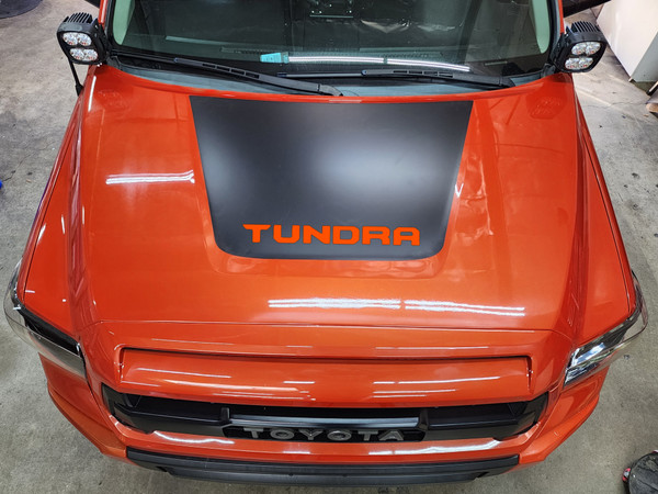"TUNDRA"  Hood stripe Wrap kit graphic - Type D | 2014-2021 Toyota Tundra