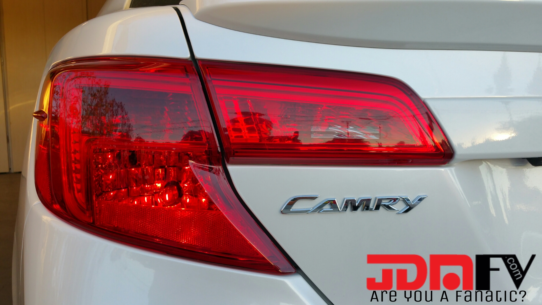 12-14-toyota-camry-redout-tail-light-overlays.jpg