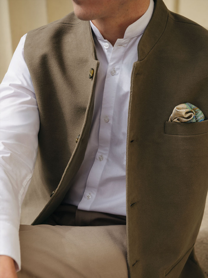 Model wears Nehru White Cotton Shirt