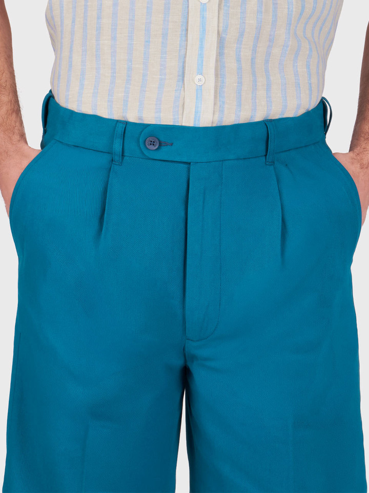 Mens Royal Blue Cotton Pleated Shorts on Model