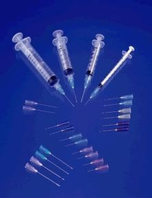 EXEL 26104 LUER LOCK SYRINGE WITH NEEDLE