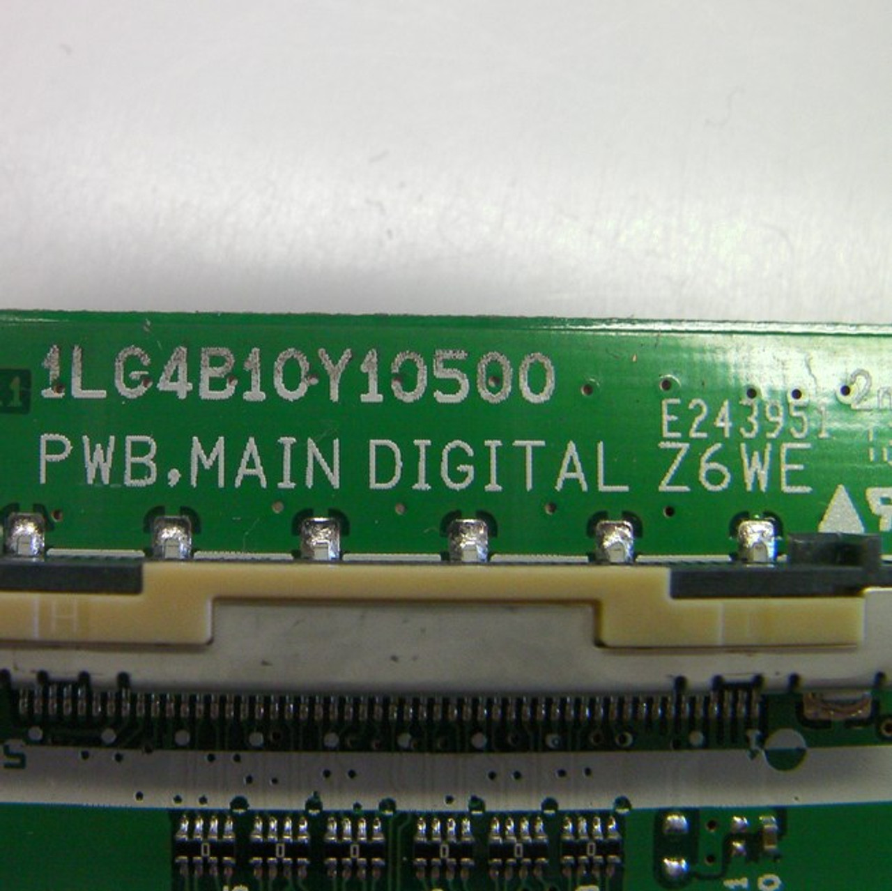Sanyo DP50842 Digital Main Board 1LG4B10Y10500 / Z6WE