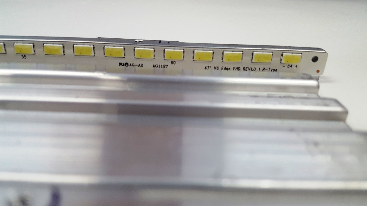 LG 47LV4400 LED LIGHT STRIPS IN METAL CASING Set OF 2 3660L-0393 ...