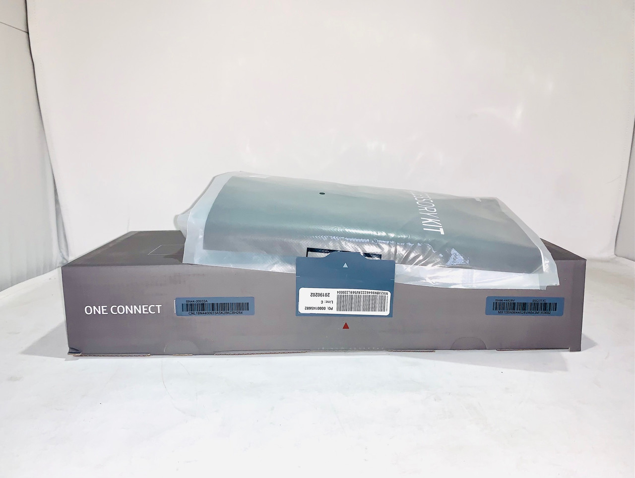 Samsung One Connect Box w/Cable & Power cord BN44-00933A / BN96