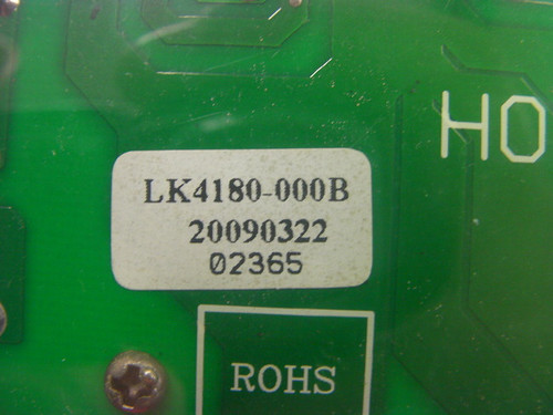 Vizio VW37LHDTV30A Main Board 0171-2271-2702 / 3637-0382-0150 (2A)