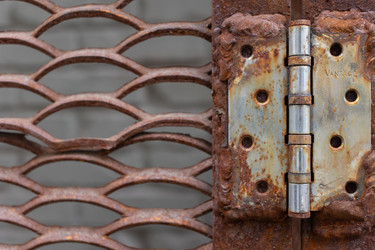 Protecting Metal Surfaces From Rust And Corrosion