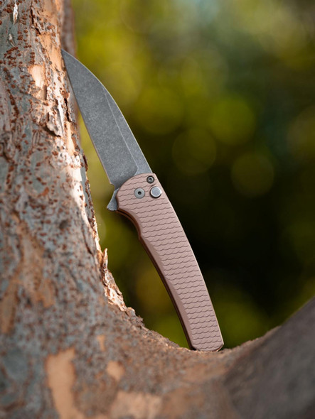 PRO-TECH 5336-LTD AW FDE MALIBU FLIPPER FDE 7075 DRAGON SCALE AL HANDLES, BLACK LIP PEARL BUTTON, BLASTED HARDWARE, ACID WASHED MAGNACUT WHARNCLIFFE BLADE, BLASTED CLIP