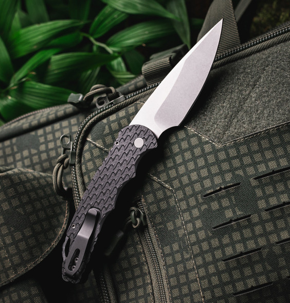 PRO-TECH T4105 F MM TACTICAL RESPONSE 4 BLACK ALUMINUM HANDLE WITH FEATHER TEXTURE, STEEL SAFETY, STONEWASH MAGNAMAX BLADE, BLASTED HARDWARE, BLACK WIDE DEEP CARRY CLIP