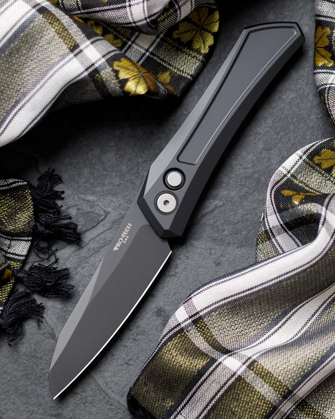 PRO-TECH DS103 DMITRY SINKEVICH DESIGN OLIGARCH AUTO - SOLID BLACK ALUMINUM HANDLE, DLC BLACK MAGNACUT BLADE, BLASTED HARDWARE, BLACK CLIP