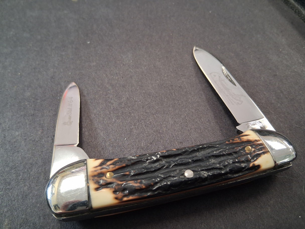 1973-1975 Queen Cutlery #64 Canoe 2 Blade Folding Pocket Knife