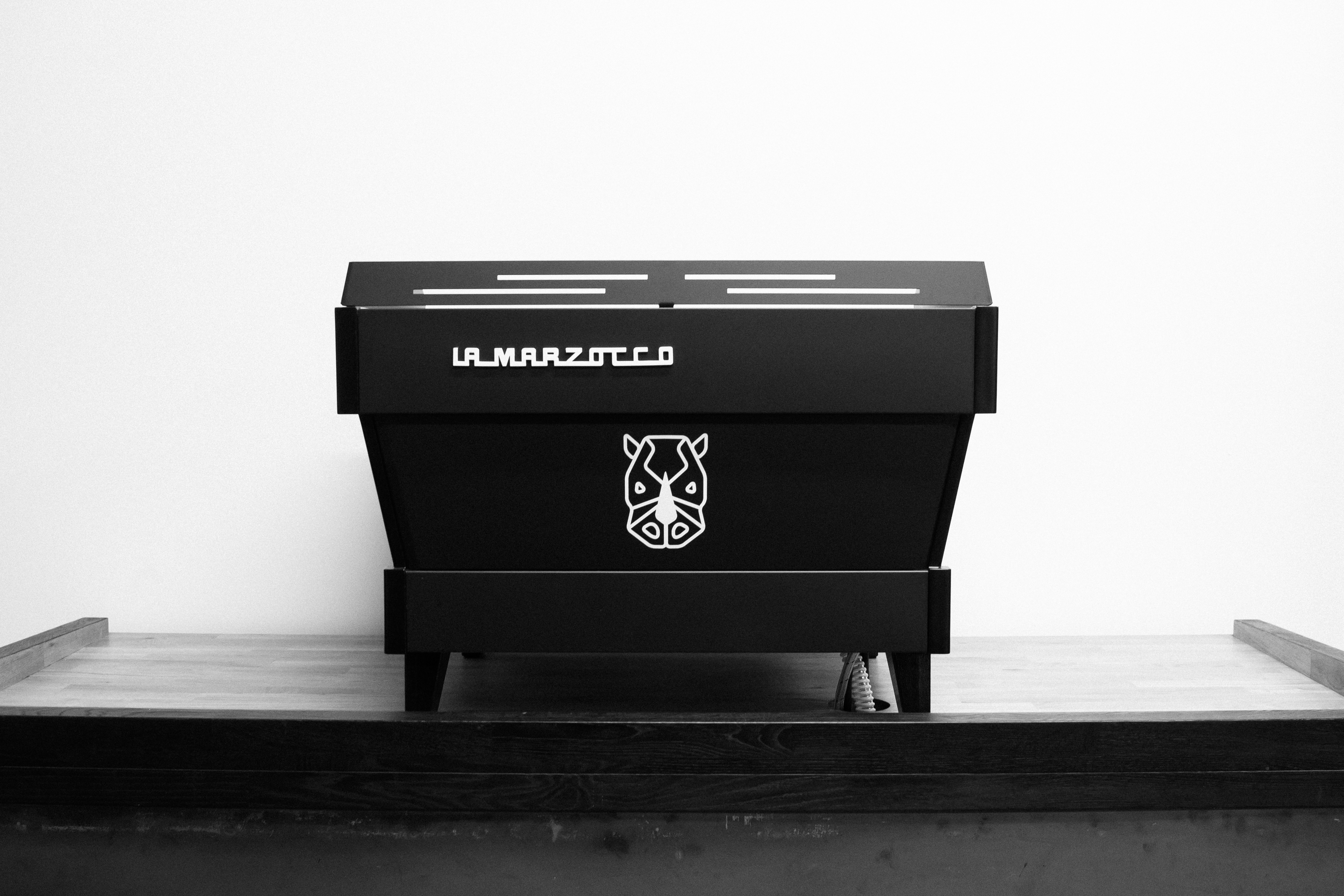 Extract Coffee Roasters - Customised La Marzocco Linea PB - Stubborn Rhino - Full