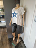 High/low hem T-shirt with Star applique white size L *50% off 1 only*