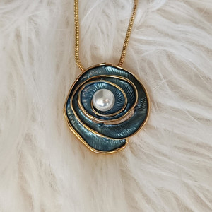 Gold and teal pearl centric flower Pendant Necklace