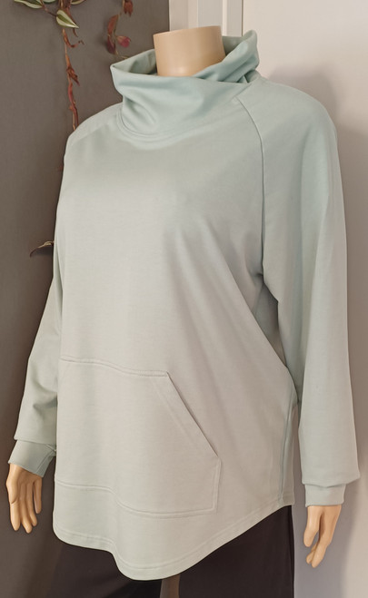  Neck Warmer Raglan Sleeve Sweatshirt, Mint, Size L (no pocket) *50% off 1 only* 