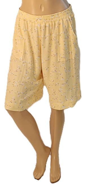 Summer-weight woven, wide leg, knee length Shorts