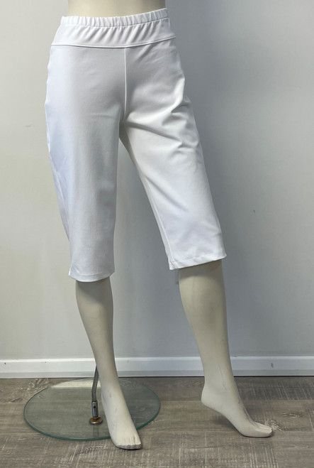 White Capri Shorts Size S *1only 50% off*