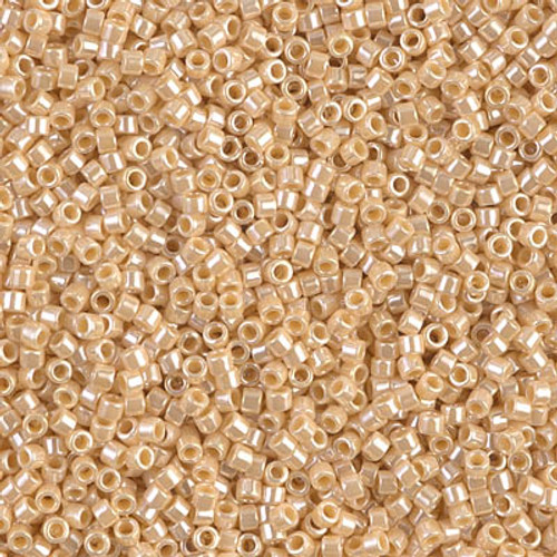 Size 11, DB-1561, Opaque Pearl Luster (10 gr.)