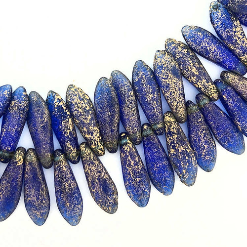 dark denim 99 x Czech glass dagger beads 5 x 16mm petal beads fringe beads transparent montana blue 1 horizontal hole
