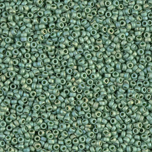 15-2031, Matte Metallic Sage Green Luster (14 gr.) Miyuki