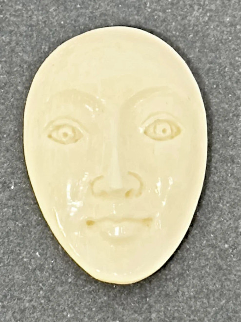 Hand-Carved Deer Antler Faces, Oval, Open Eyes, 18x25mm (Qty: 1)