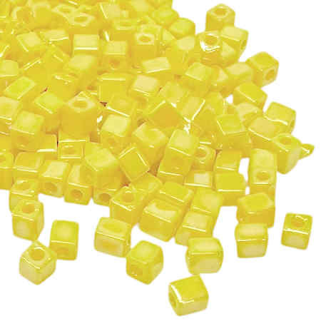 4mm Cube Beads, #472, Opaque Yellow AB (10 gr.) (Miyuki)