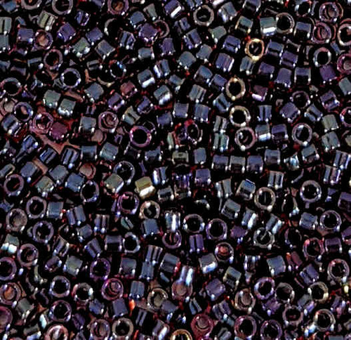 TOHO Aiko 11-400, Black Lined Dark Ruby Luster (5 grams)